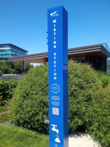 Blue misting station